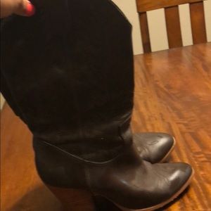 Miranda Lambert Cowboy Shoes